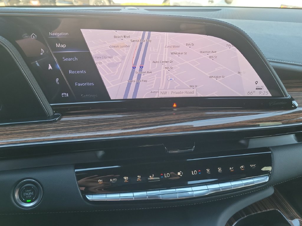 Used 2024 Cadillac Escalade Luxury RWD image 14