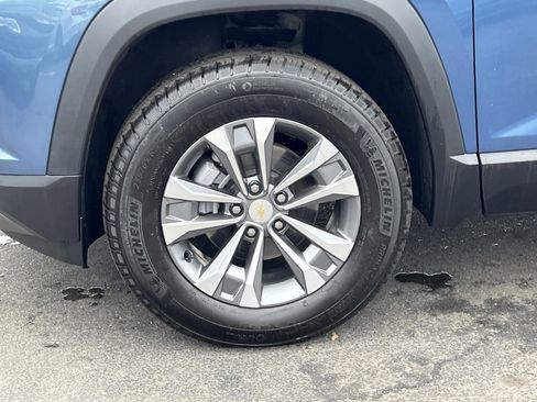 Used 2026 Chevrolet Equinox LT w/ Safety and Technology Package AWD/4WD image 13