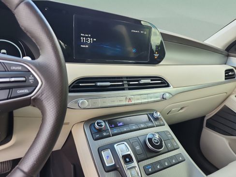 Used 2020 Hyundai Palisade Limited FWD image 11