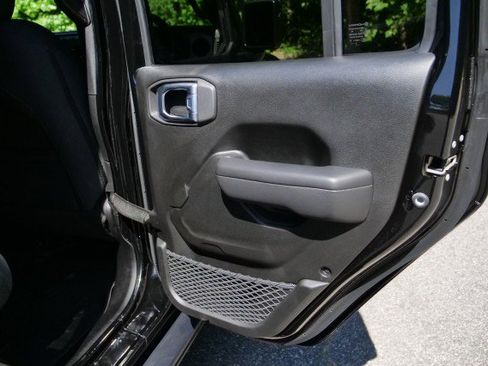 Used 2024 Jeep Wrangler Unlimited Sport w/ Convenience Group AWD/4WD image 26