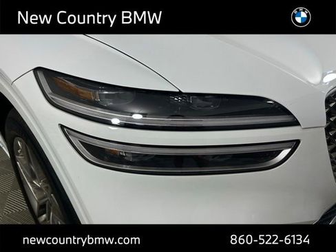 Used 2025 Genesis GV70 2.5T w/ Select Package AWD/4WD image 29