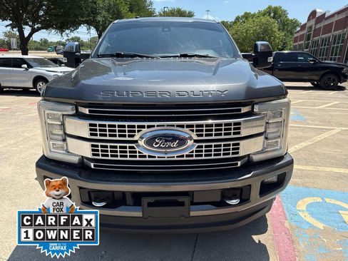 Used 2018 Ford F250 Platinum w/ Platinum Ultimate Package AWD/4WD image 9
