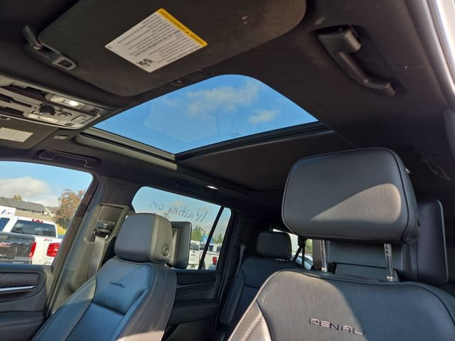 Used 2023 GMC Yukon XL Denali AWD/4WD image 23