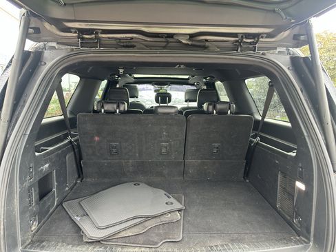 Used 2020 Ford Expedition Max Limited AWD/4WD image 19