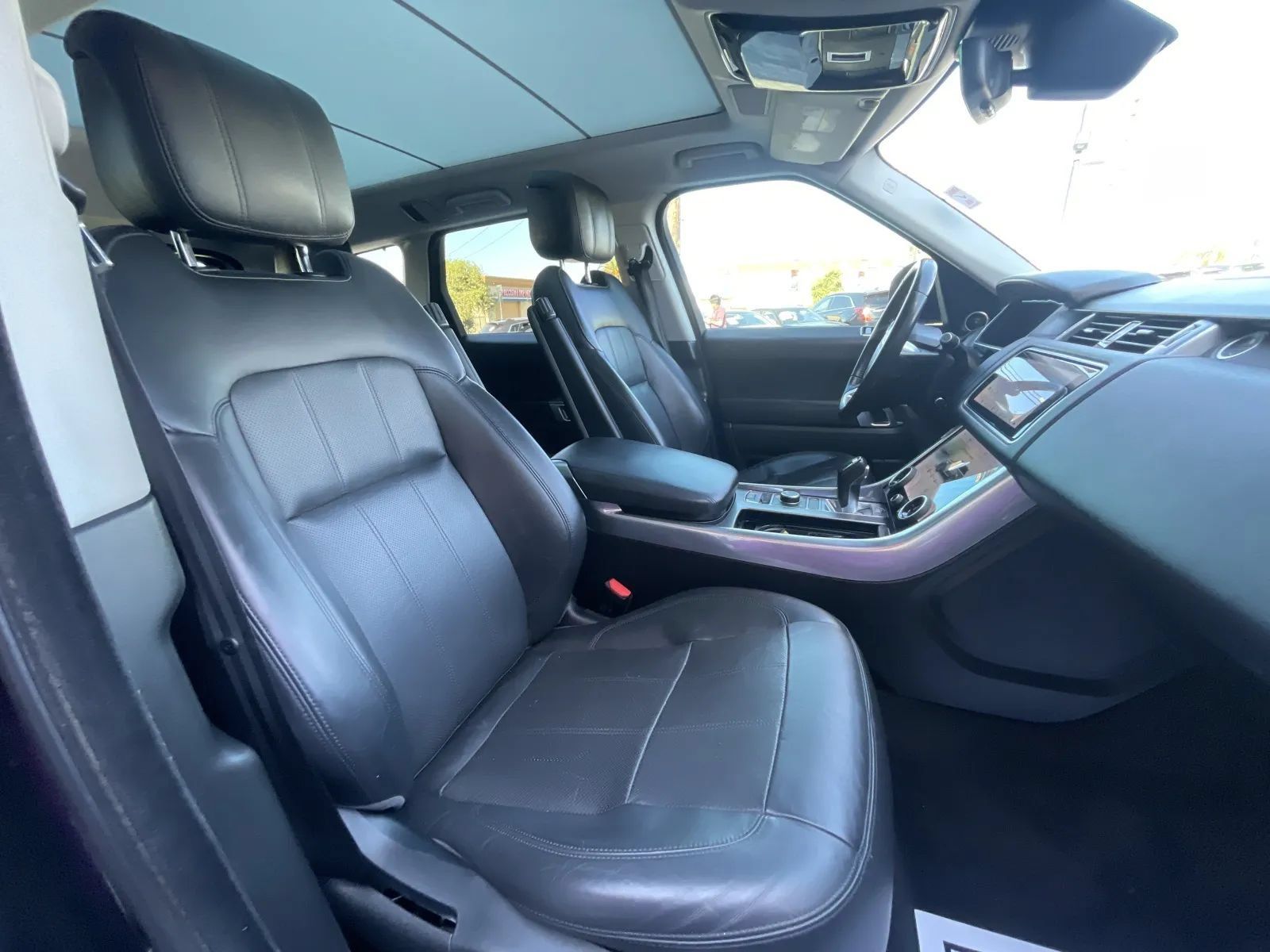 Used 2020 Land Rover Range Rover Sport HSE AWD/4WD image 13