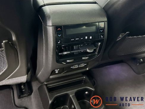 Used 2022 Jeep Grand Cherokee L Overland w/ Luxury Tech Group IV image 28