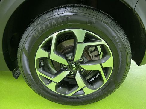 Used 2021 Kia Sportage LX image 15