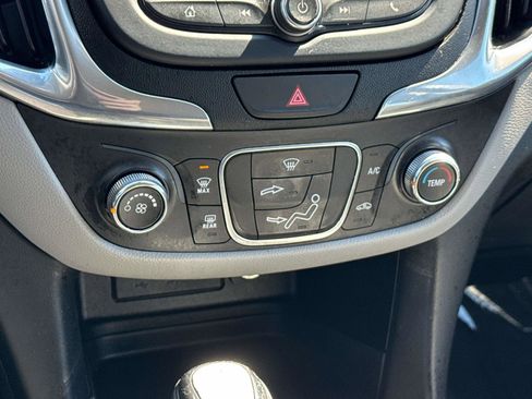 Used 2020 Chevrolet Equinox LS FWD image 8
