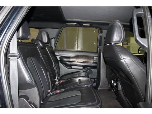 Used 2021 Ford Expedition Max Limited image 25