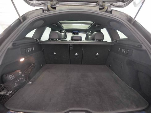 Used 2024 Mercedes-Benz GLC 43 AMG 4MATIC image 12