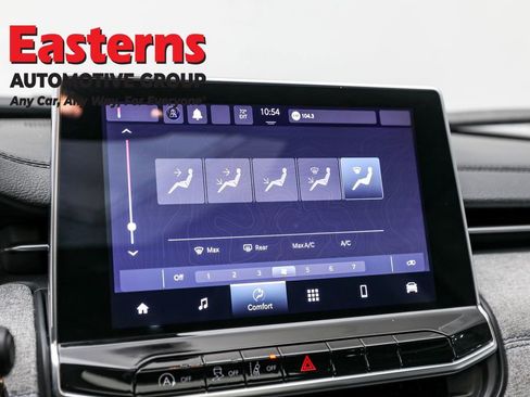 Used 2022 Jeep Compass Latitude w/ Sun and Sound Group image 19