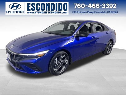 New 2025 Hyundai Elantra SEL
