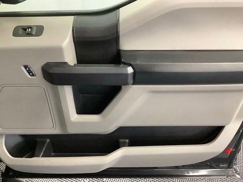 Used 2017 Ford F150 XL w/ Equipment Group 101A Mid image 20