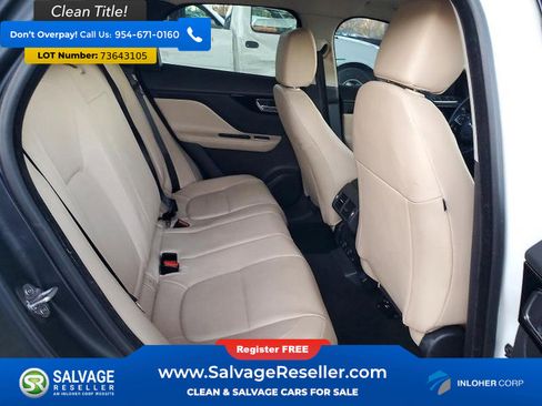 Used 2017 Jaguar F-PACE image 13