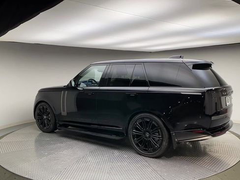 Certified 2023 Land Rover Range Rover SE AWD/4WD image 6
