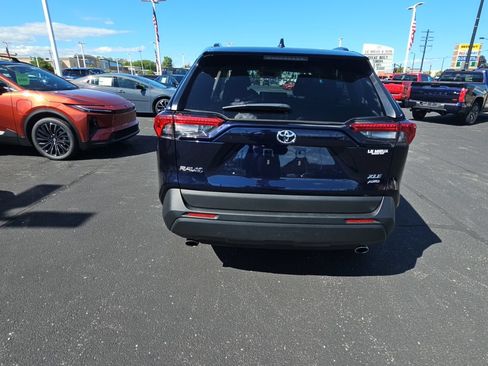 Certified 2025 Toyota RAV4 XLE AWD/4WD image 4