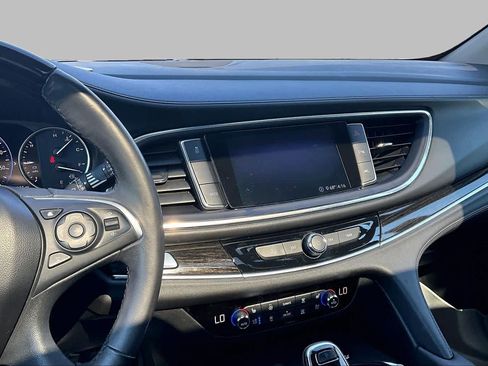 Used 2020 Buick Enclave Avenir w/ Avenir Technology Package FWD image 6