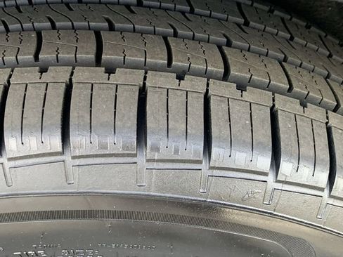 Used 2024 Subaru Ascent Onyx Edition image 36