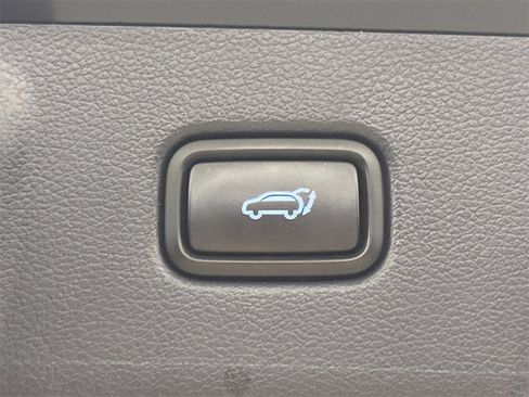 Used 2024 Hyundai Palisade Limited image 19
