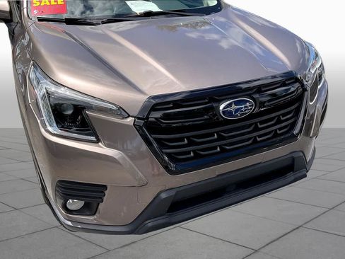 Used 2023 Subaru Forester Premium AWD/4WD image 30