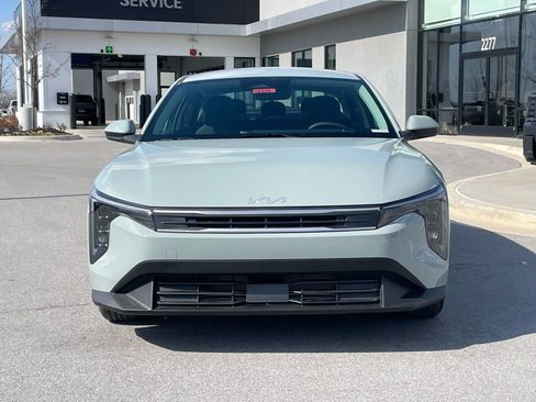 New 2026 Kia K4 LXS image 2