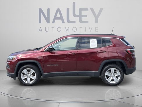 Used 2022 Jeep Compass Latitude AWD/4WD image 2