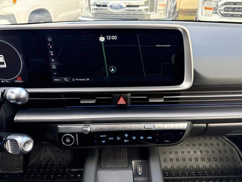 Used 2023 Hyundai Ioniq 6 SEL image 19