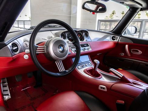 Used 2001 BMW Z8 RWD image 23