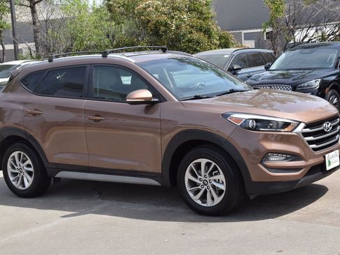 Used 2017 Hyundai Tucson SE Plus FWD image 5