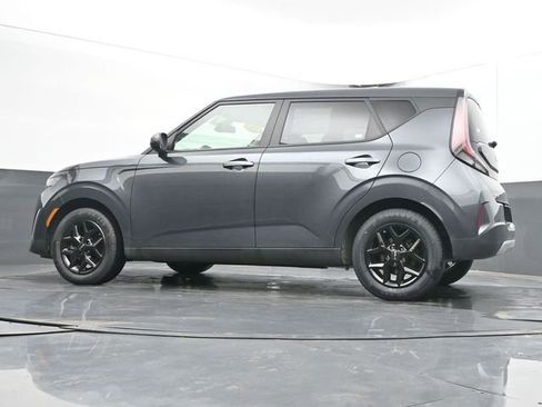 Used 2025 Kia Soul LX w/ LX Technology Package FWD image 24