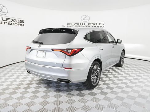 Used 2026 Acura MDX SH-AWD w/ Advance Package image 7