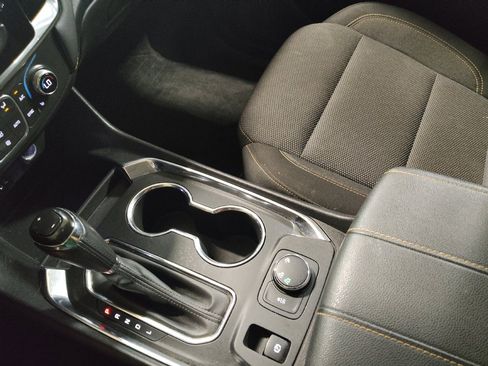 Used 2020 Chevrolet Traverse LT w/ LPO, Floor Liner Package AWD/4WD image 26