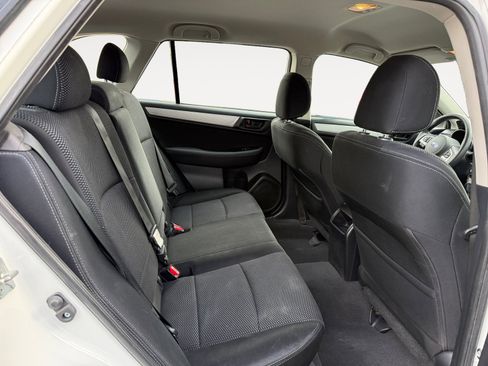 Used 2015 Subaru Outback 2.5i image 18