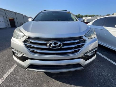 Used 2018 Hyundai Santa Fe Sport w/ 2.4L Value Package 02 FWD image 3