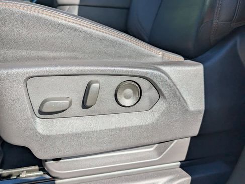 Certified 2024 GMC Sierra 2500 AT4 w/ AT4 Preferred Package image 19