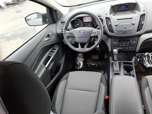 Used 2017 Ford Escape SE w/ SE Cold Weather Package image 10