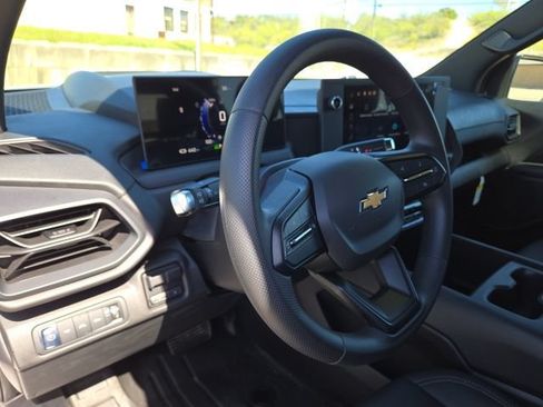New 2024 Chevrolet Silverado EV W/T AWD/4WD image 8