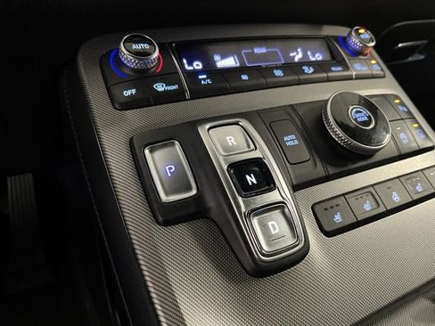 Used 2022 Hyundai Palisade Calligraphy image 25