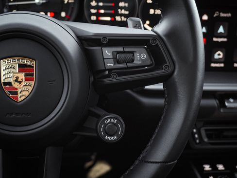 Used 2024 Porsche 911 Carrera S w/ Sport Package image 23