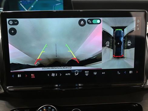 Used 2025 Ford Expedition Max Platinum image 38