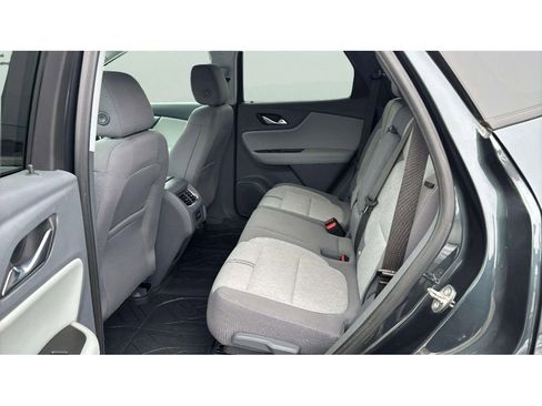 Used 2019 Chevrolet Blazer LT image 11