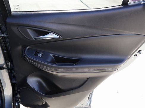 Used 2024 Buick Encore GX Sport Touring image 13