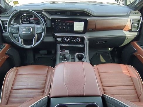 Used 2023 GMC Sierra 1500 Denali Ultimate AWD/4WD image 15