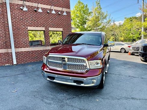 Used 2016 RAM 1500 Laramie w/ Convenience Group AWD/4WD image 2
