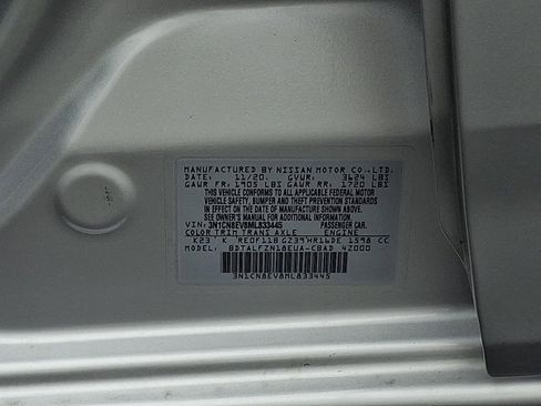 Used 2021 Nissan Versa SV FWD image 26