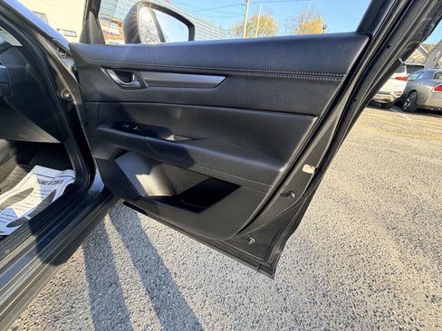 Used 2017 MAZDA CX-5 Touring image 13