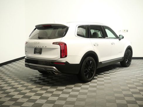 Used 2022 Kia Telluride SX w/ SX Prestige Package AWD/4WD image 8