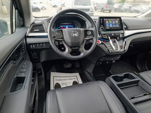 Used 2023 Honda Odyssey Touring image 41