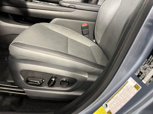 Used 2023 Lexus RZ 450e Premium image 24