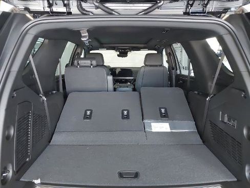New 2026 Chevrolet Tahoe High Country AWD/4WD image 27
